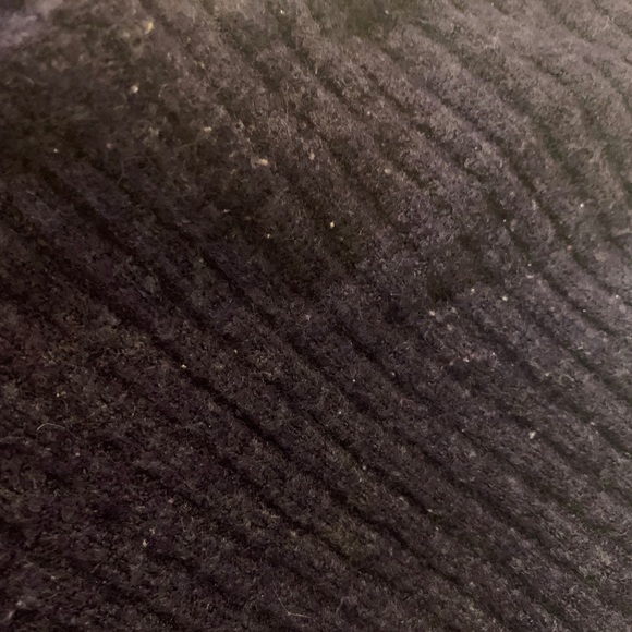 🌴4/$20 Purple Sweater with button accent collar - Picture 4 of 5